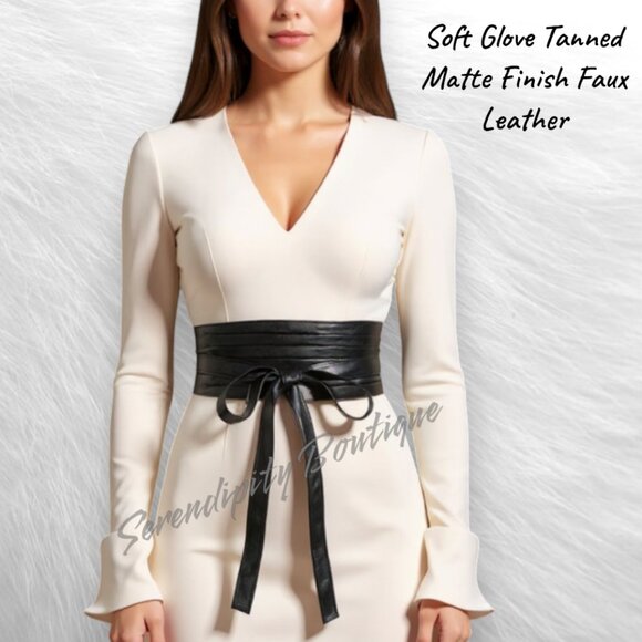 Fashionable Chic Wide Faux Leather Black Leather Reverable Statement Belt - Picture 1 of 8